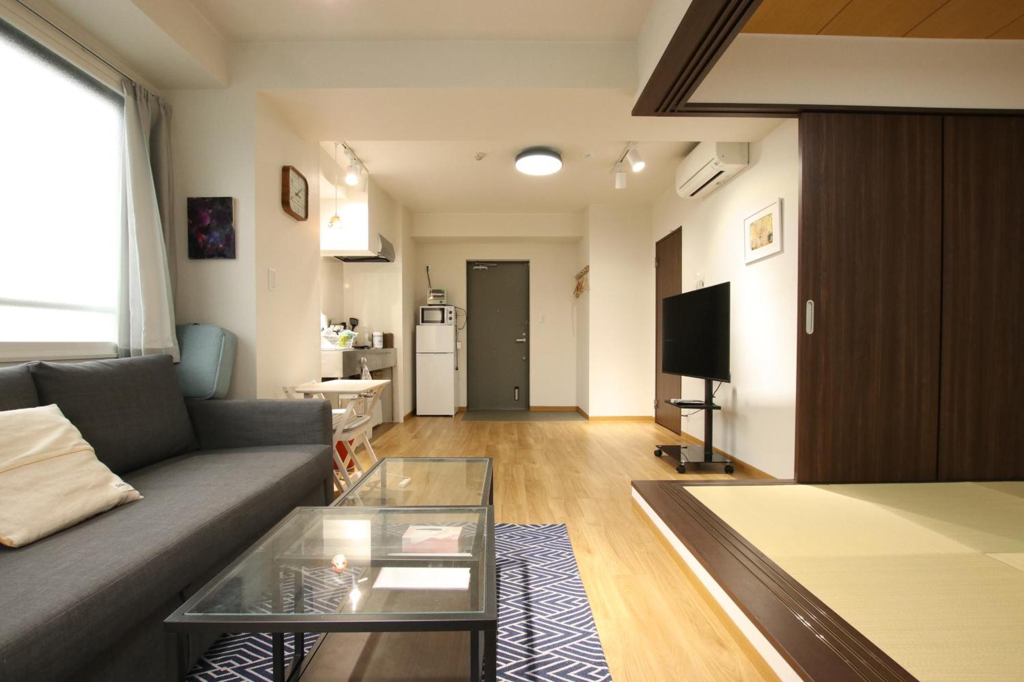 Gamadas Bld Tokyo Ruang foto