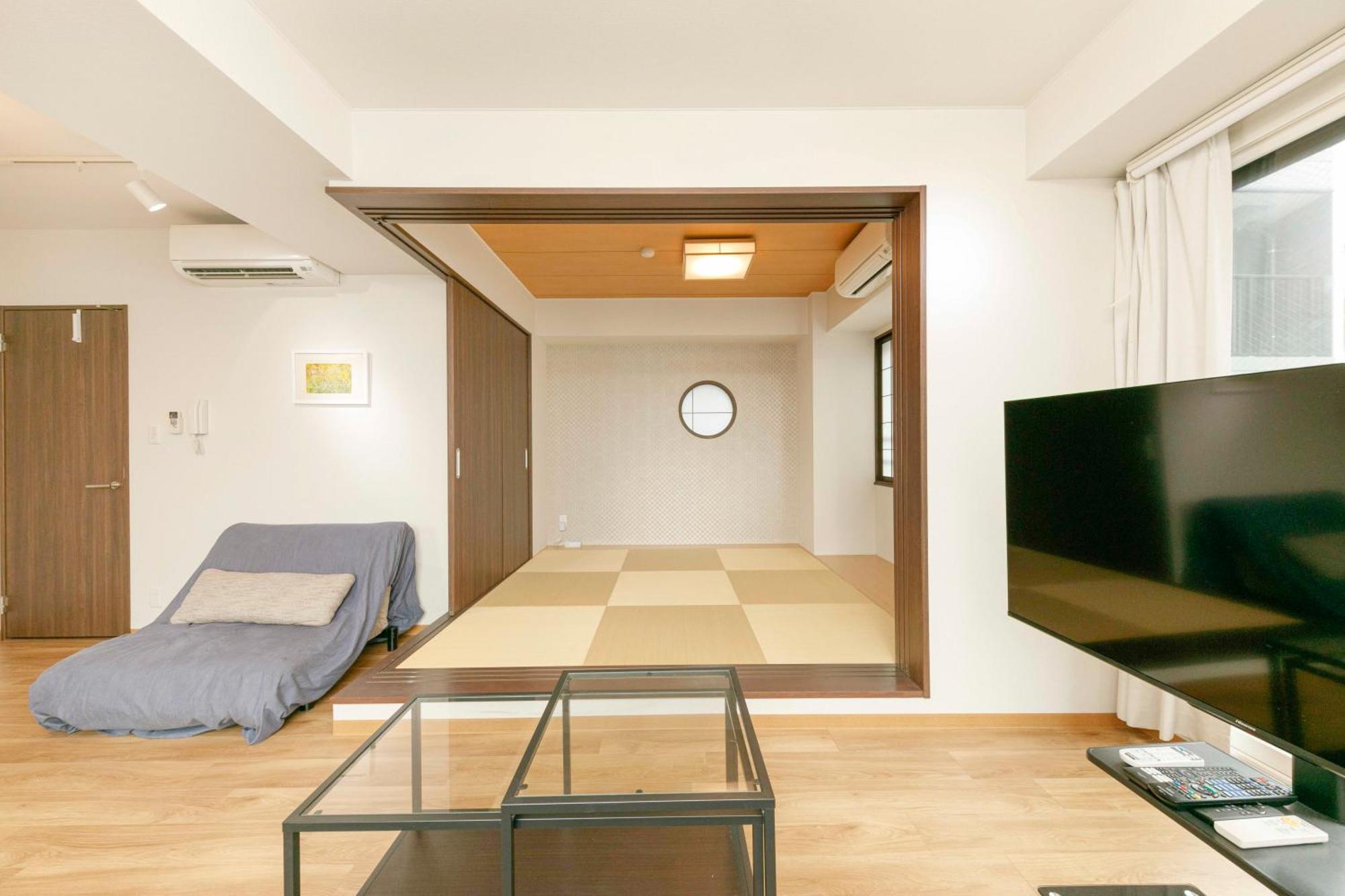 Gamadas Bld Tokyo Ruang foto
