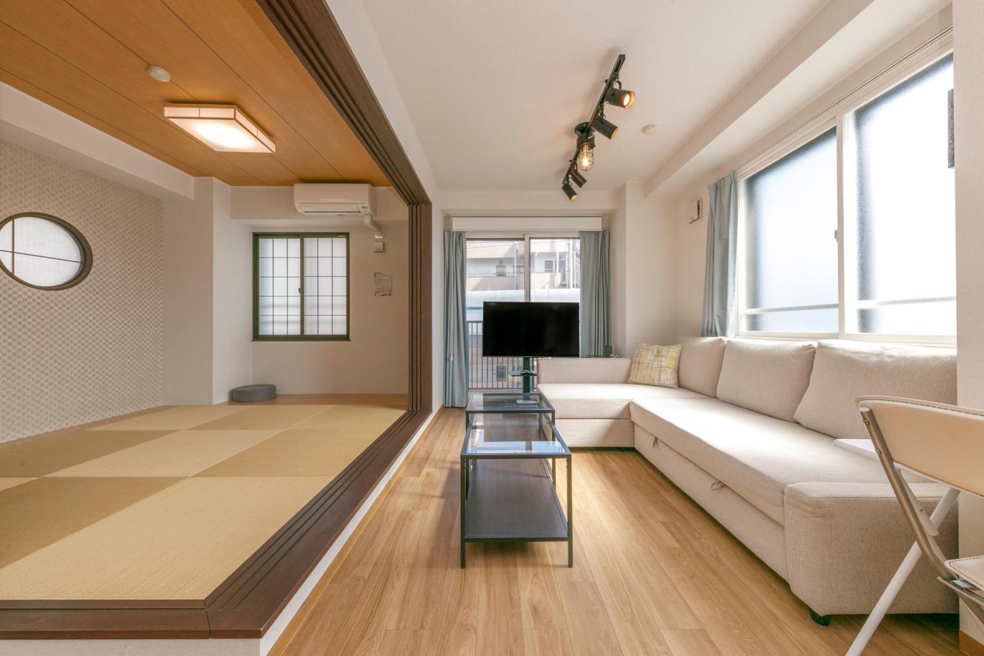 Gamadas Bld Tokyo Ruang foto